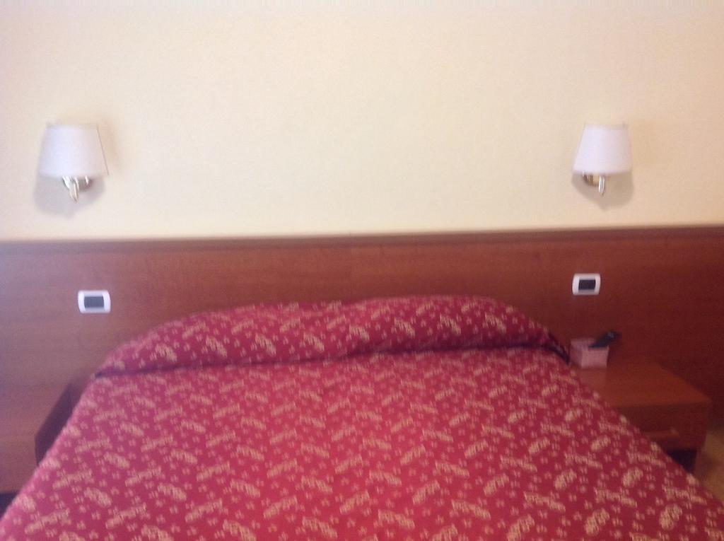 Guglielmo Marconi House Hotel Rome Room photo