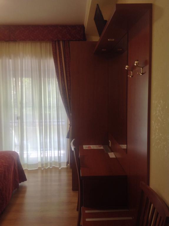 Guglielmo Marconi House Hotel Rome Room photo